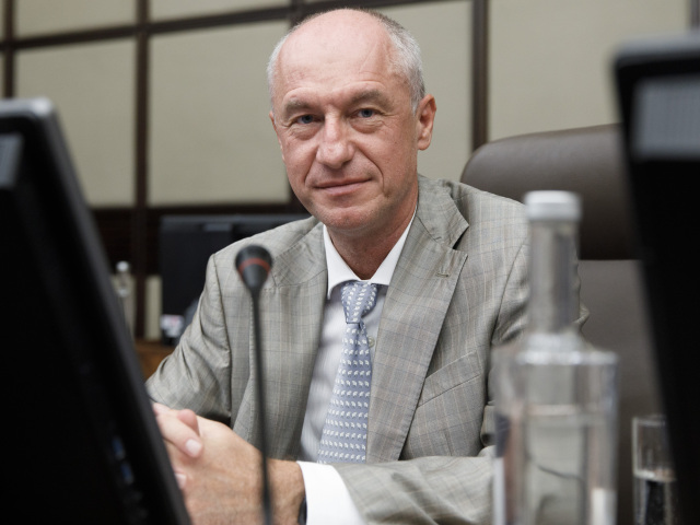 VLÁDA: Rokovanie 102. schôdze