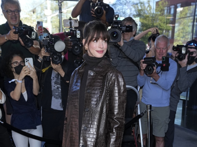 Anne Hathaway