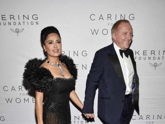 Herečka Salma Hayek Pinault a jej manžel Francois-Henri Pinault.