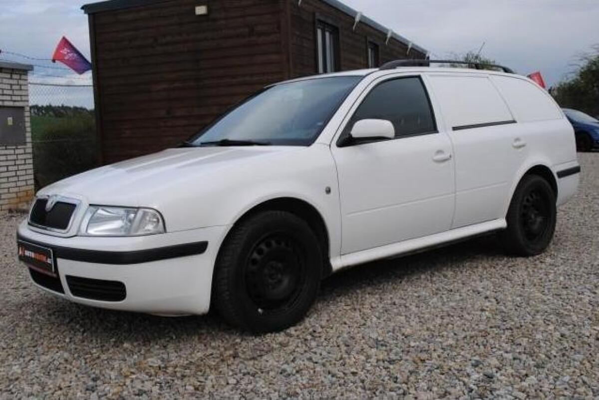 Škoda Octavia - prvá generácia má 25 rokov