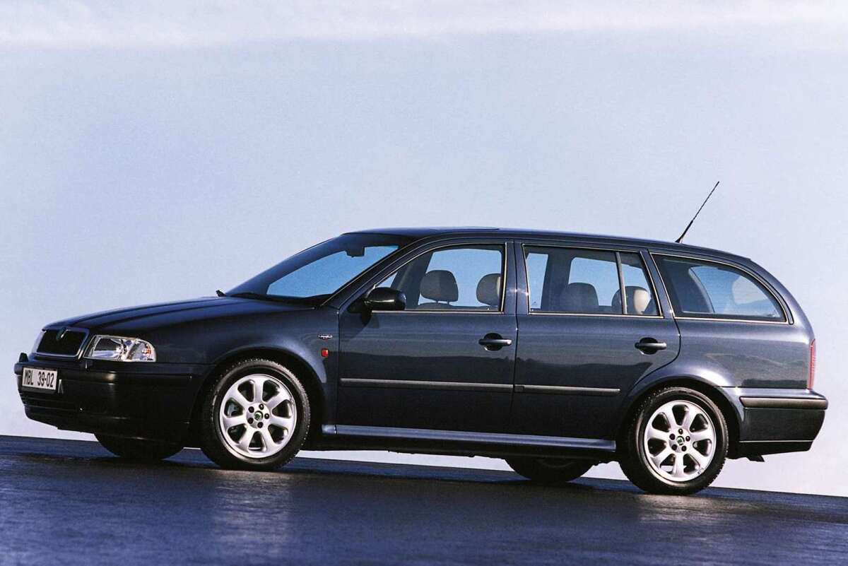 Škoda Octavia - prvá generácia má 25 rokov