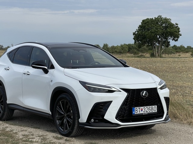 Lexus NX 350h 4x4 E-four (2022)