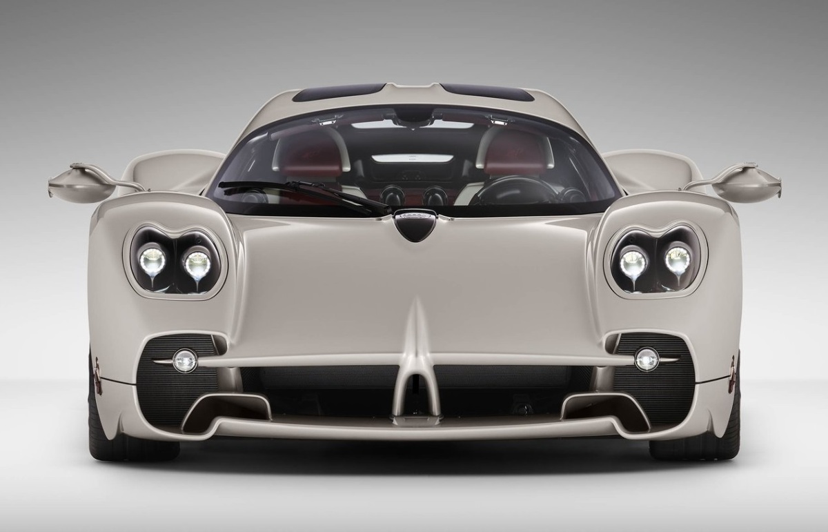 Pagani Utopia 13