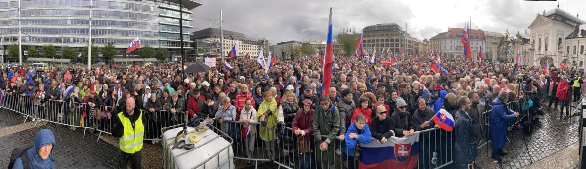 Protest / Antivláda /
