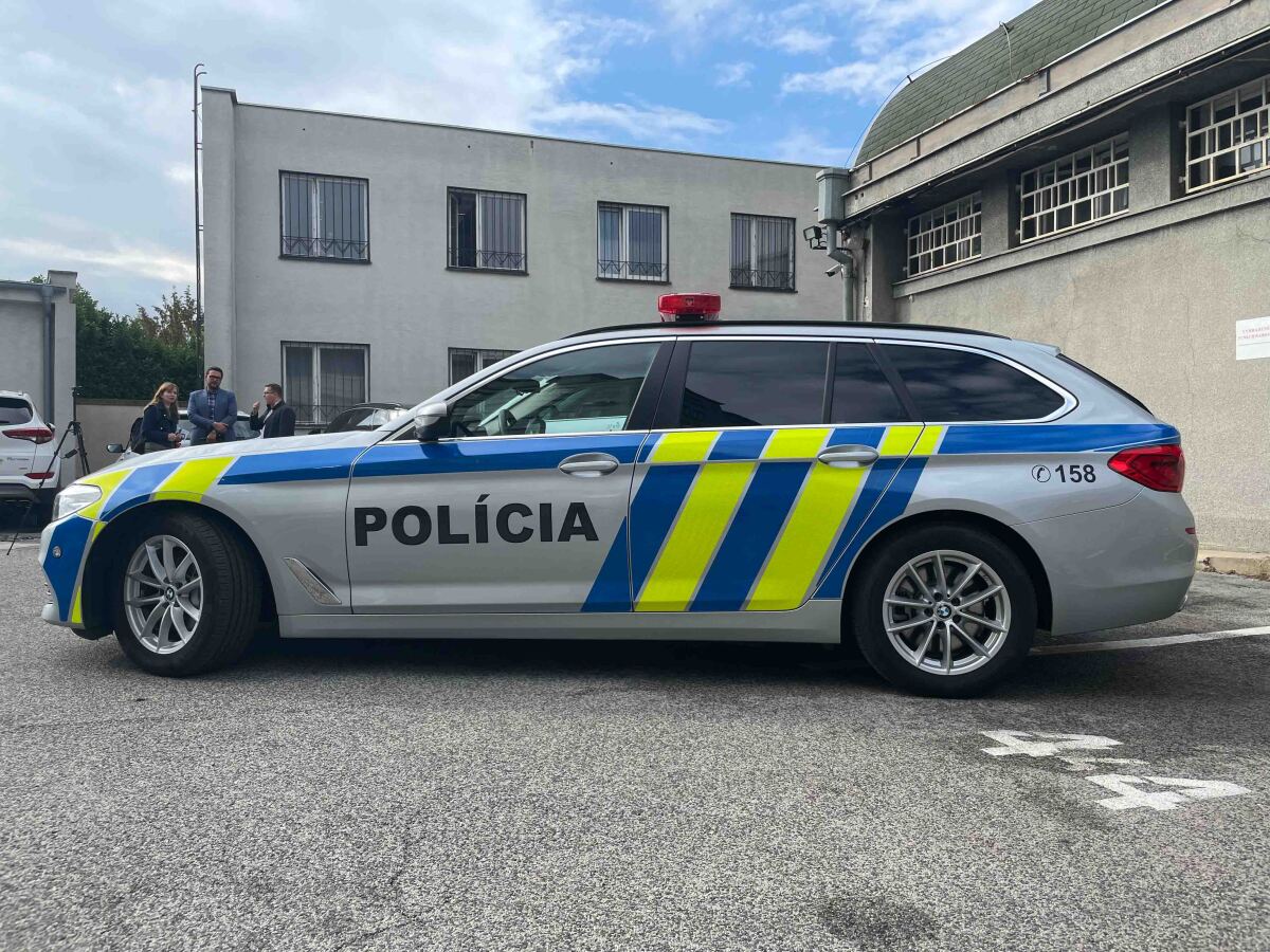 Policajne auta  10 of 23 