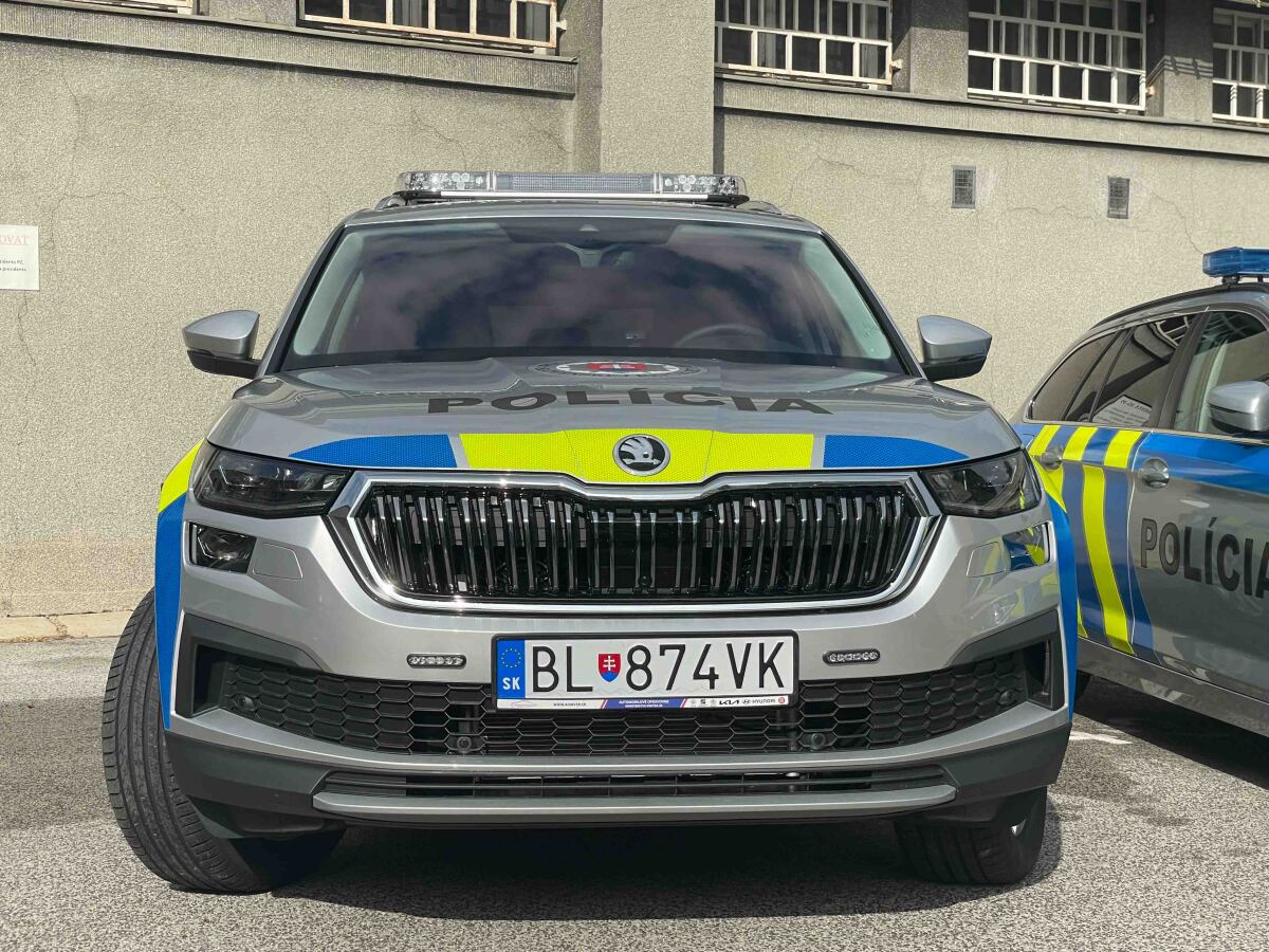 Policajne auta  15 of 23 