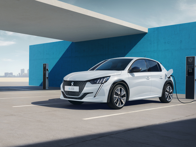 Peugeot e-208 - 2023