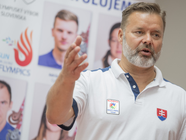 Dušan Dědeček