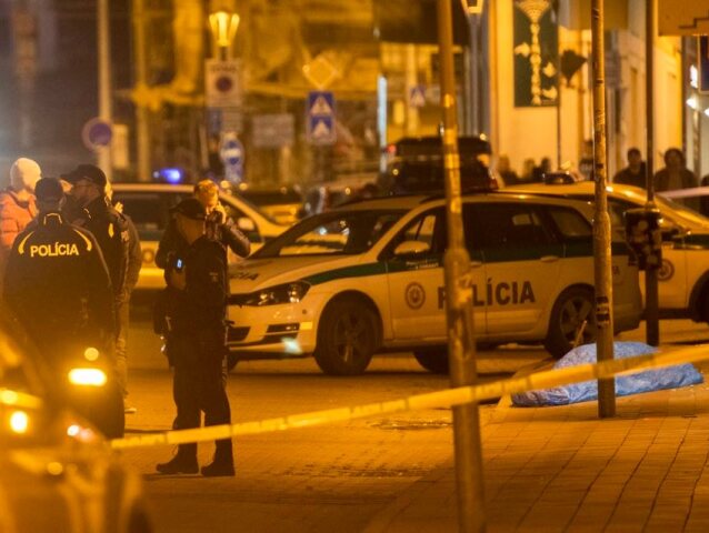 Polícia / Streľba / Zámocká ulica /