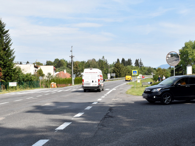 SR Liptovský Hrádok križovatka oneskorenie ZAX