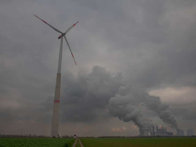 veterna turbina, uholna elektraren, nemecko, obnovitelne zdroje