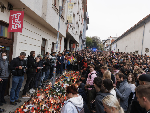 ZHROMAŽDENIE: Odsúdenie nenávisti voči LGBTI