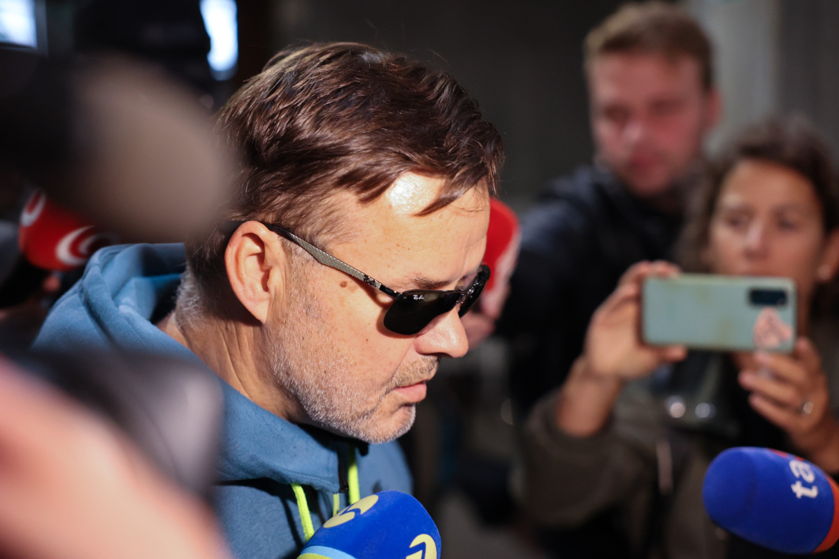 Dušan Dědeček prichádza na súd 14. októbra 2022