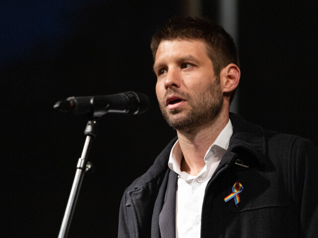 Zámocká, Michal Šimečka