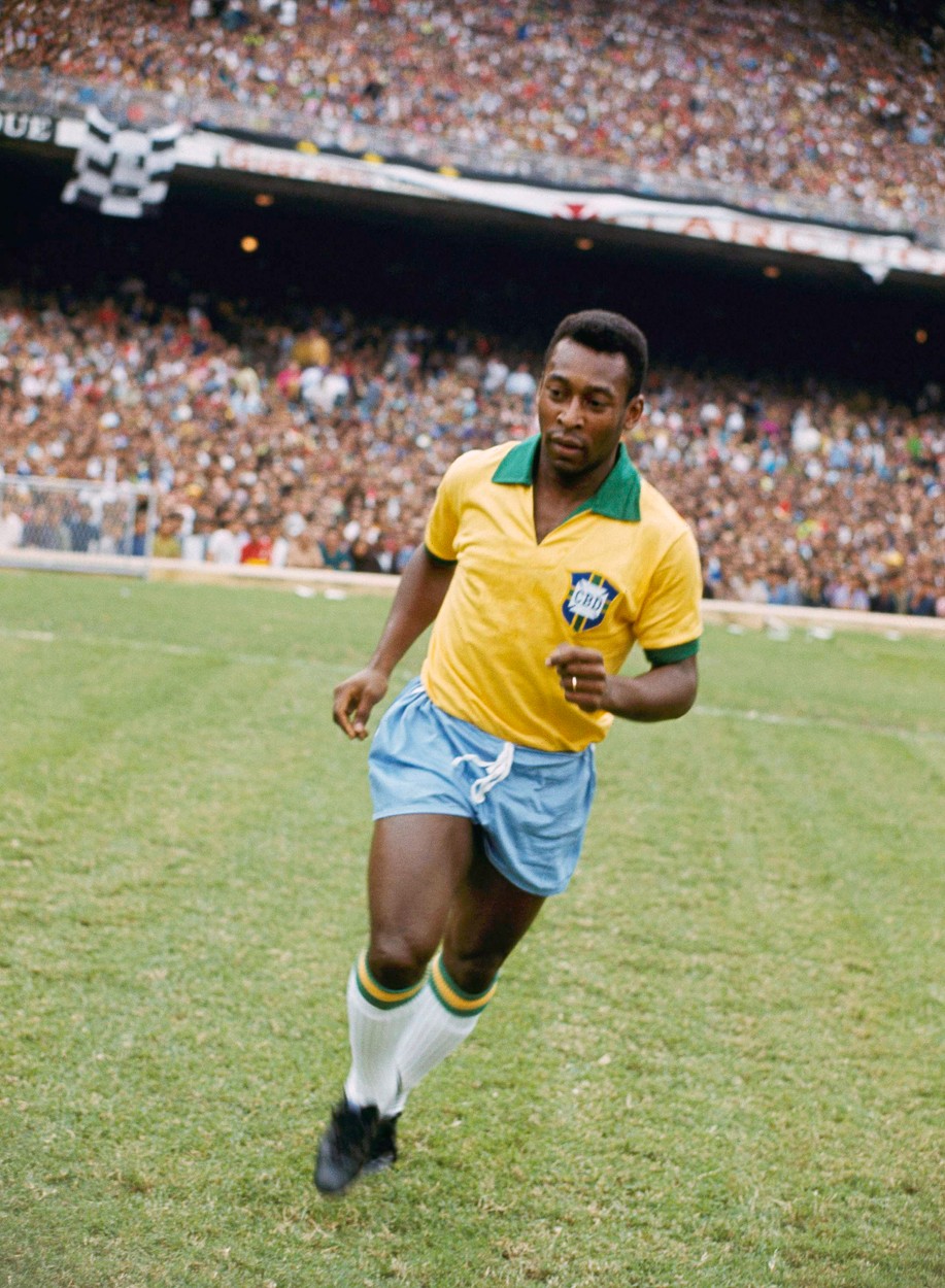 Kariérny vrchol: 19. novembra 1969 strelil Pelé svoj 1000. gól, keď skóroval z penalty proti tímu Vasco da Game na štadióne Marcana.