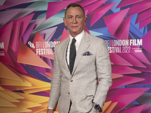Daniel Craig