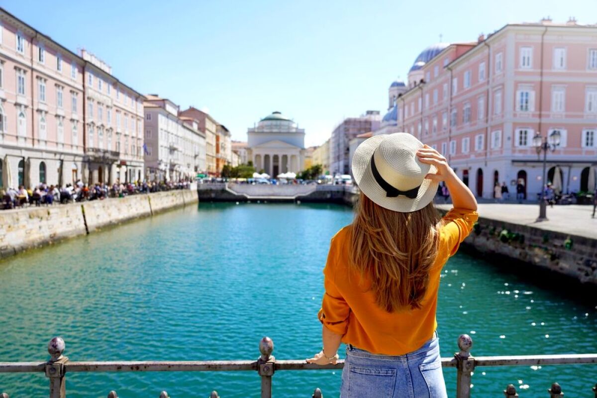 Trieste, Terst, Taliansko, cestovanie, turistka, dovolenka