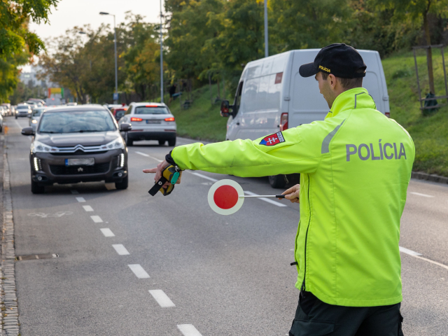dopravná polícia, kontrola, rýchlosť, meranie,