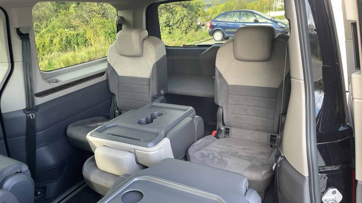 Volkswagen Multivan T7 Style LR 2,0 TSI (2022)