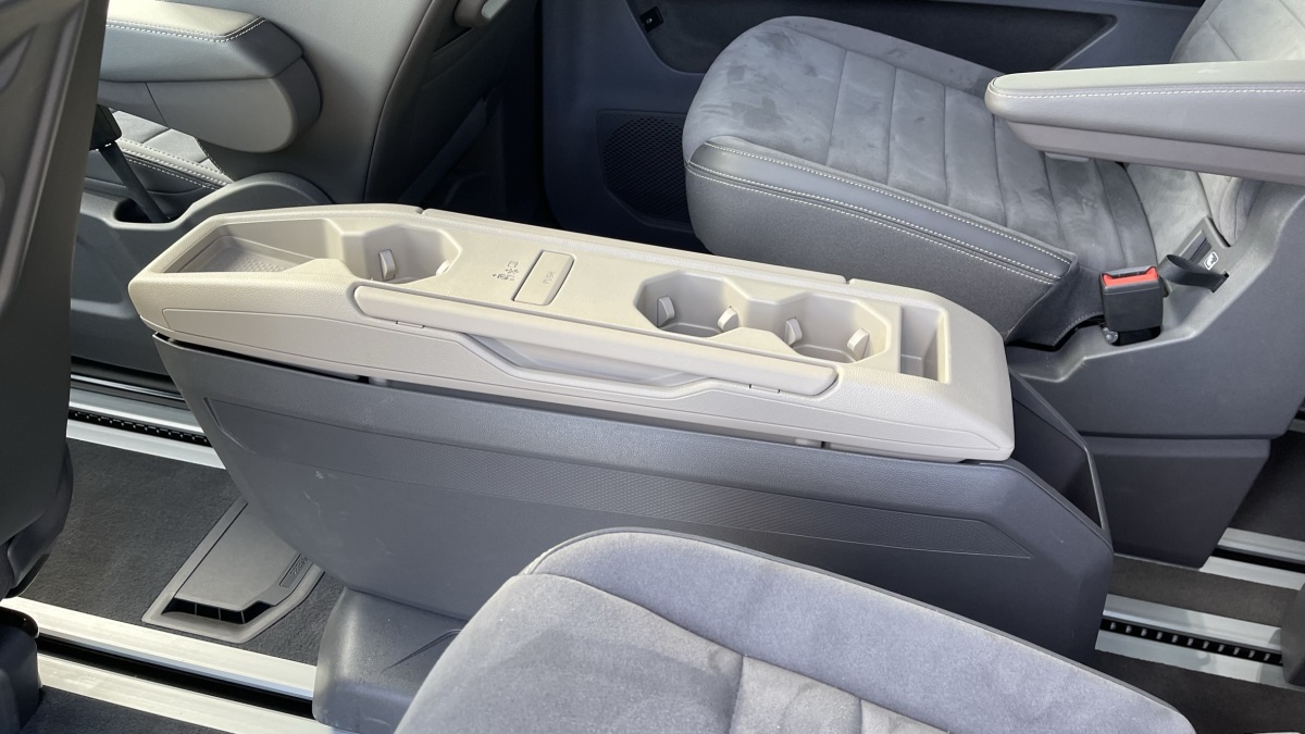 Volkswagen Multivan T7 Style LR 2,0 TSI (2022)