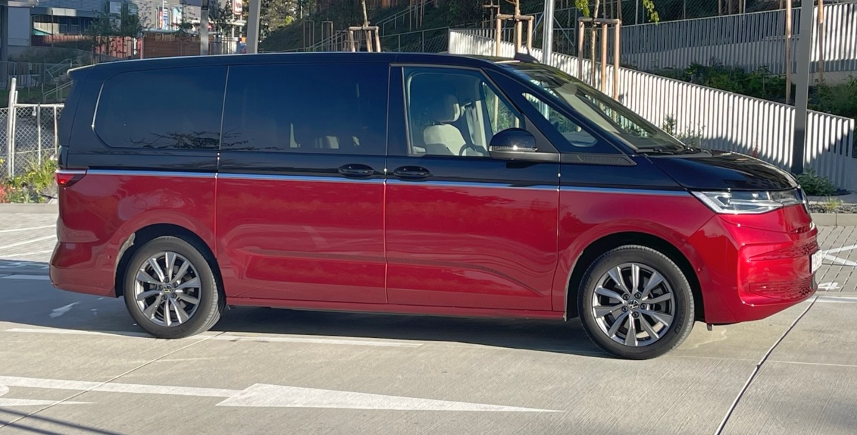 Volkswagen Multivan T7 Style LR 2,0 TSI (2022)