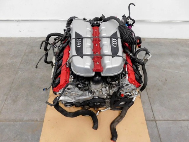 Audi - motor 5,2 V5 R8