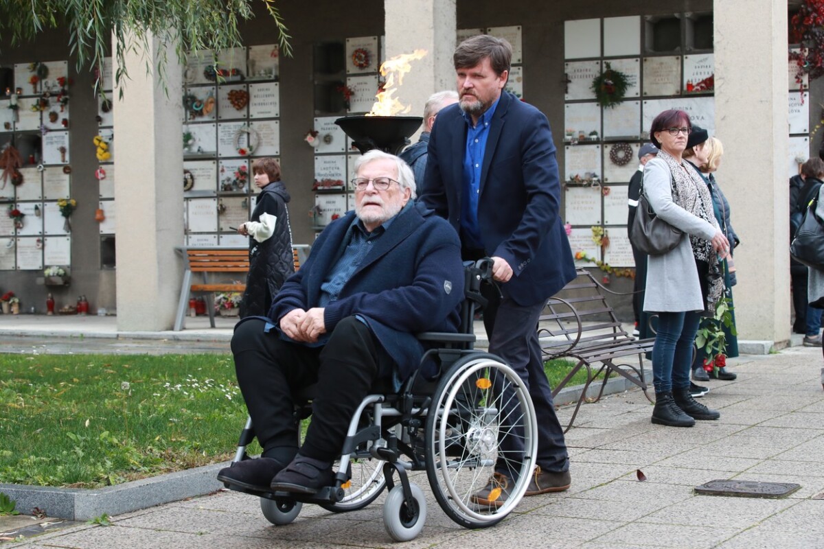 Herec Jan Kačer a Jan Hrušínský prišli spoločne. 