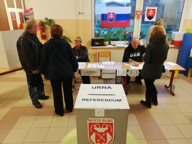 Sliač, referendum