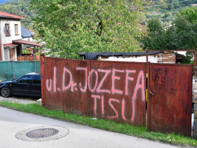 varín, tiso