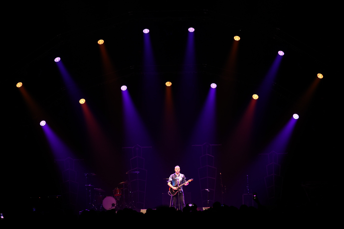 Sting v Bratislave, 30. 10. 2022, predspevák Joe Sumner