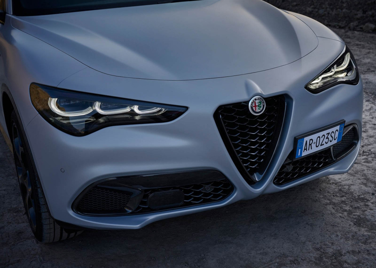Alfa Romeo Stelvio - 2022