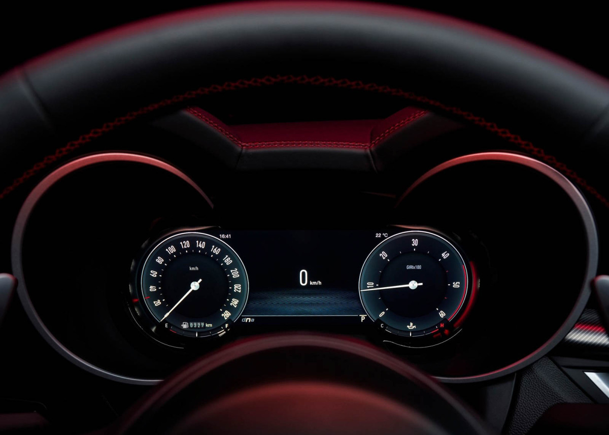 Alfa Romeo Stelvio - 2022