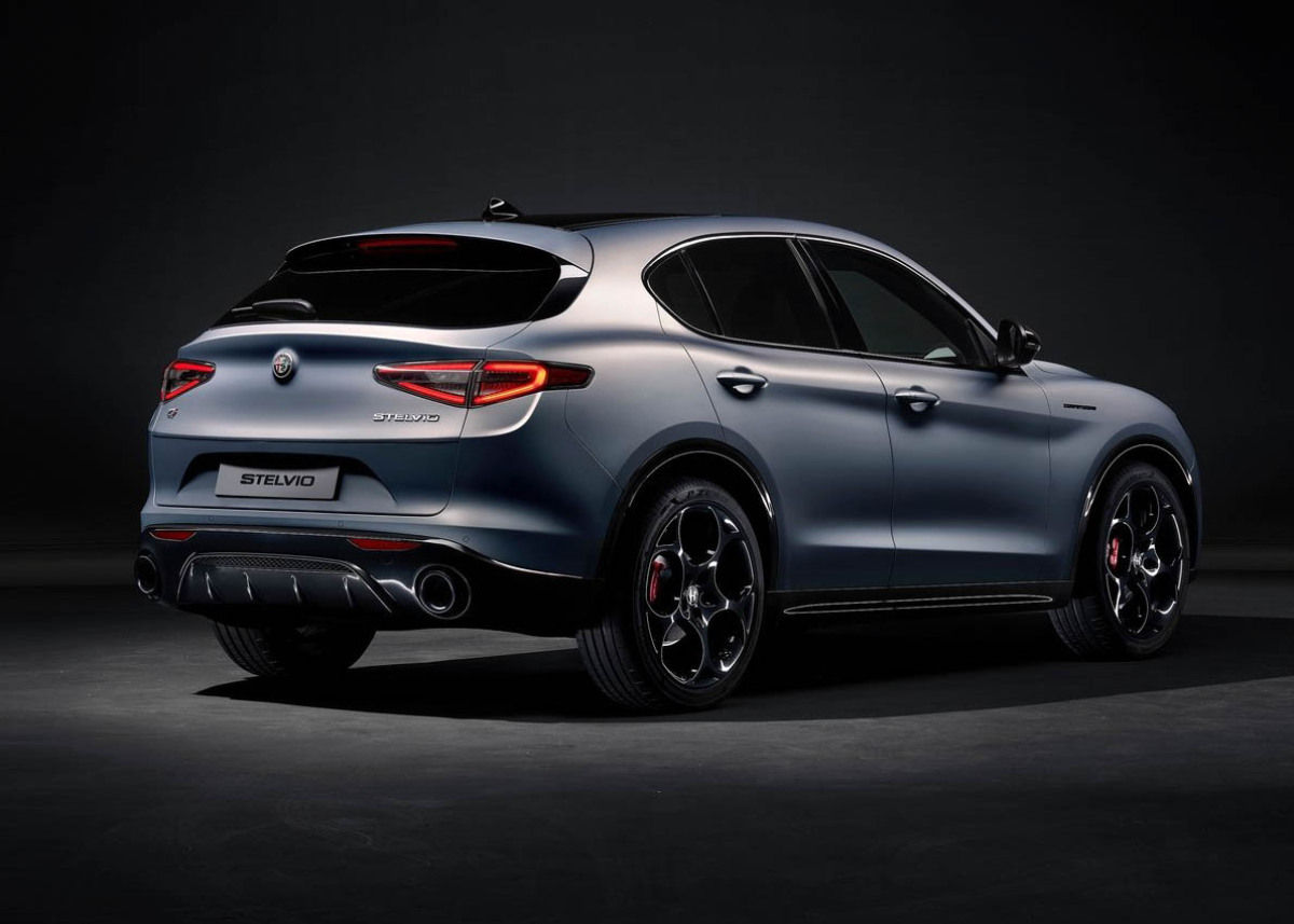 Alfa Romeo Stelvio - 2022