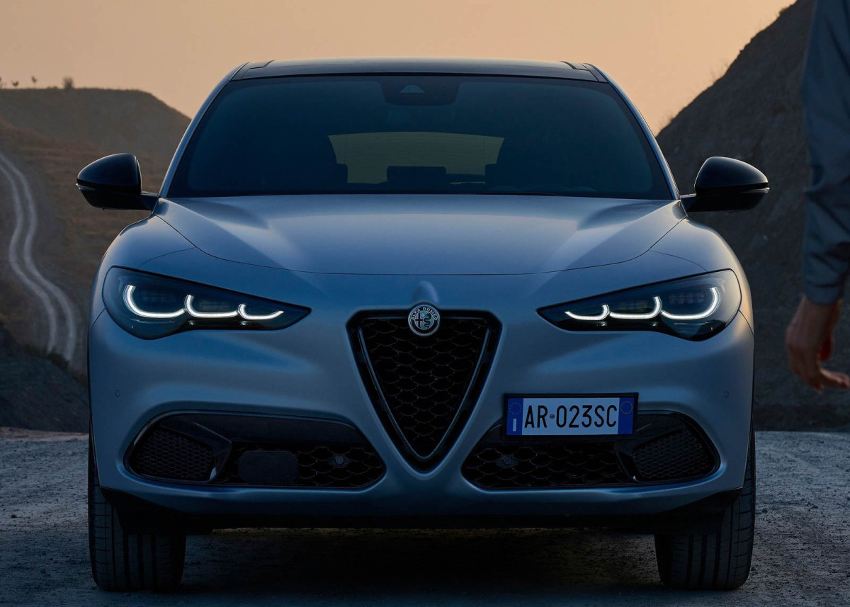 Alfa Romeo Stelvio - 2022