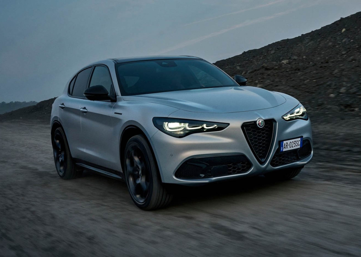 Alfa Romeo Stelvio - 2022