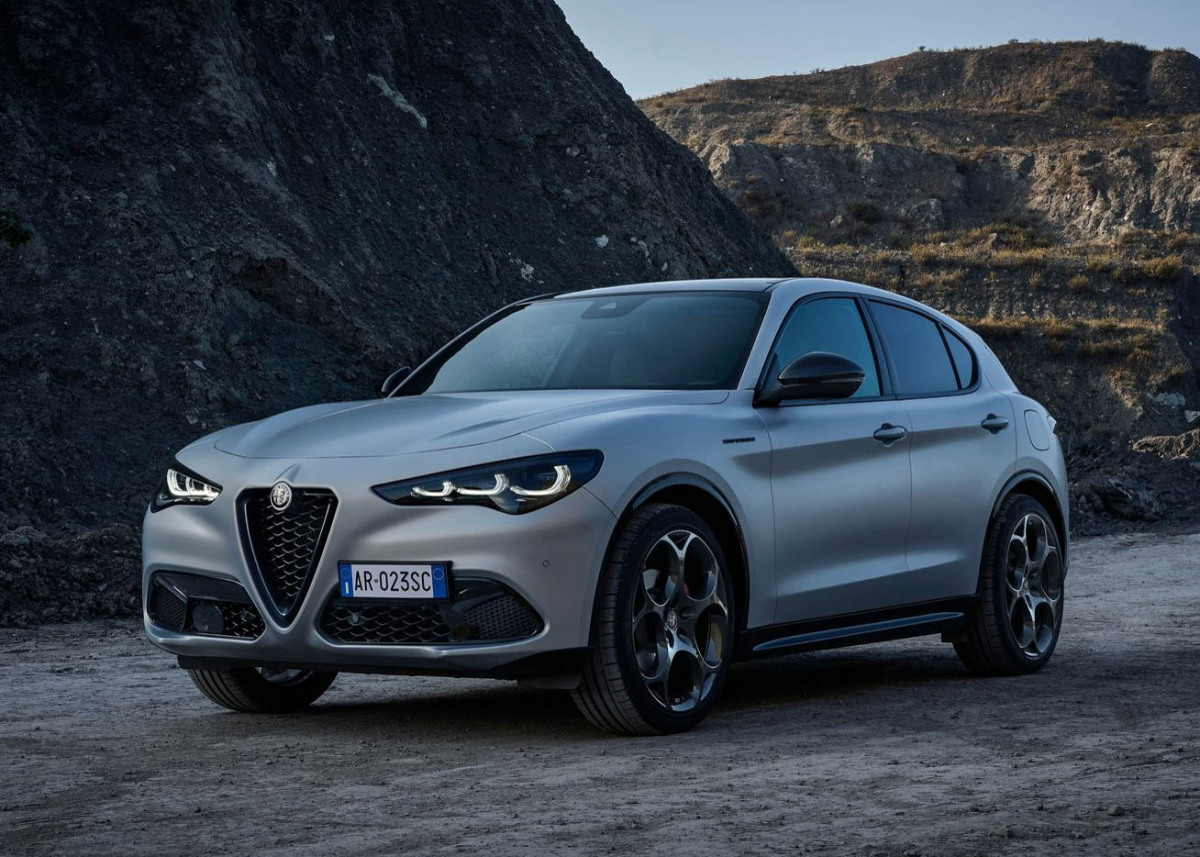 Alfa Romeo Stelvio - 2022