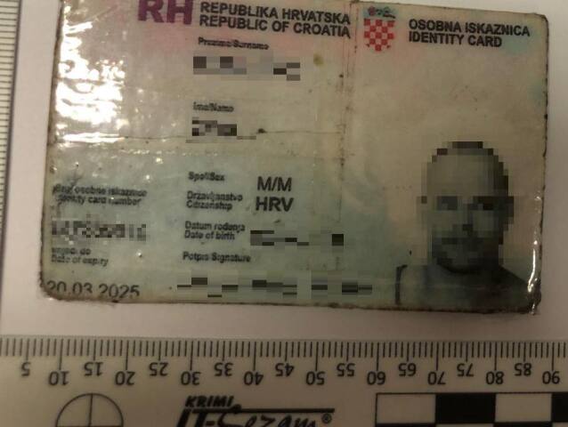 Republika Hrvatska / Falošný občiansky preukaz /