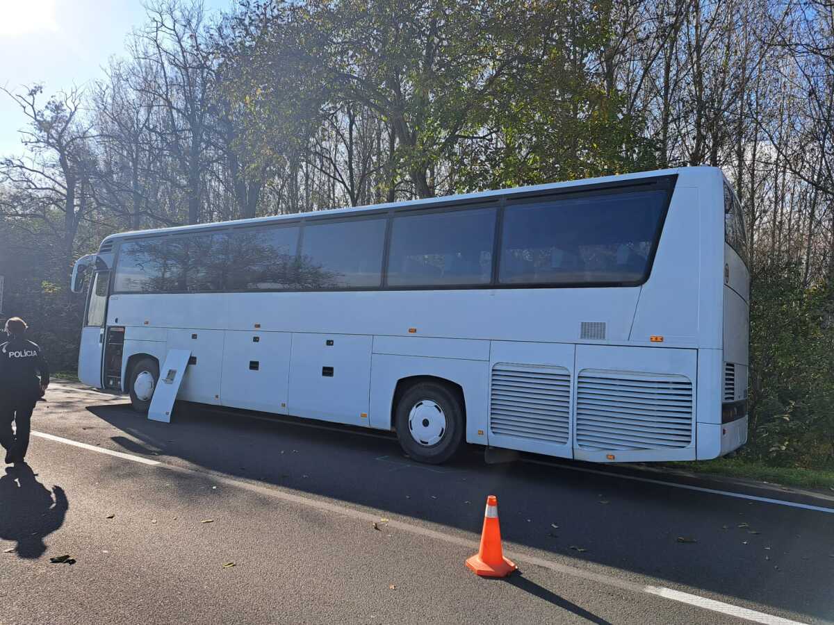 autobus nehoda