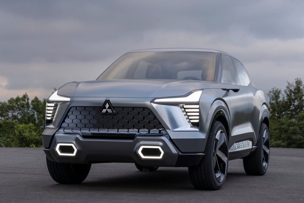 Mitsubishi XFC Concept - 2022