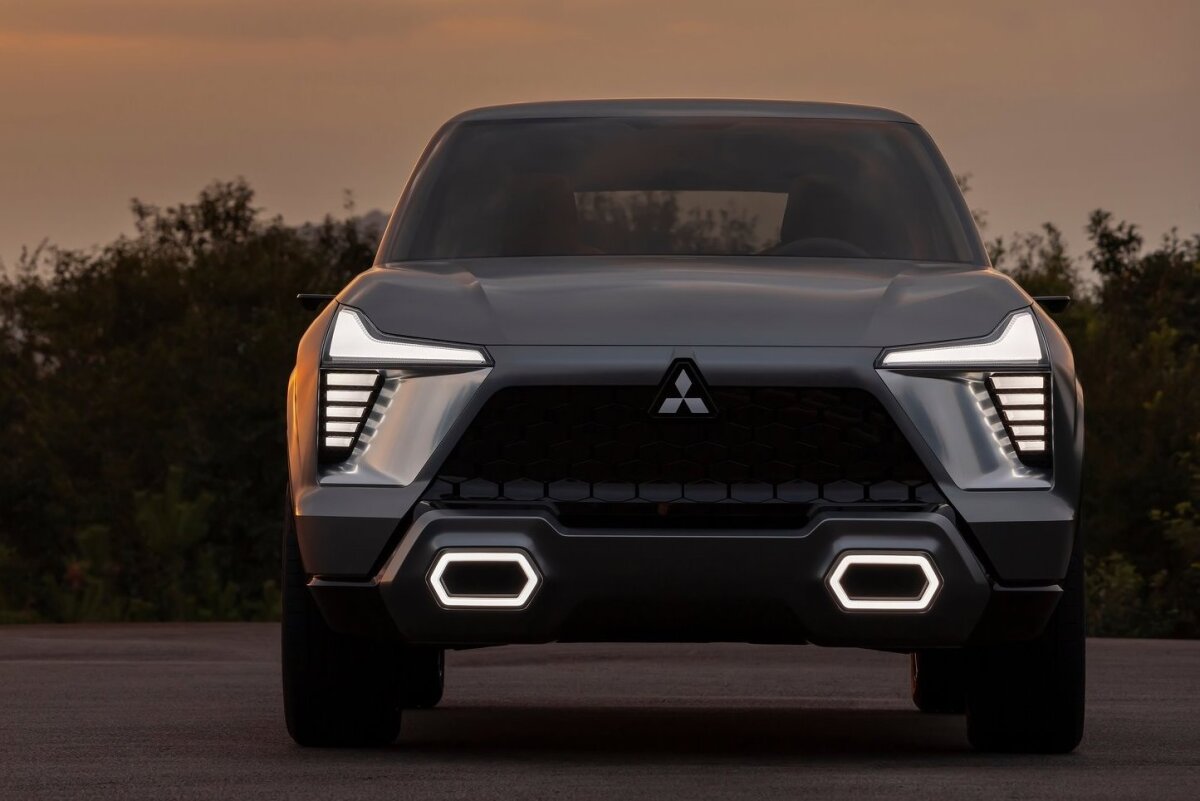 Mitsubishi XFC Concept - 2022