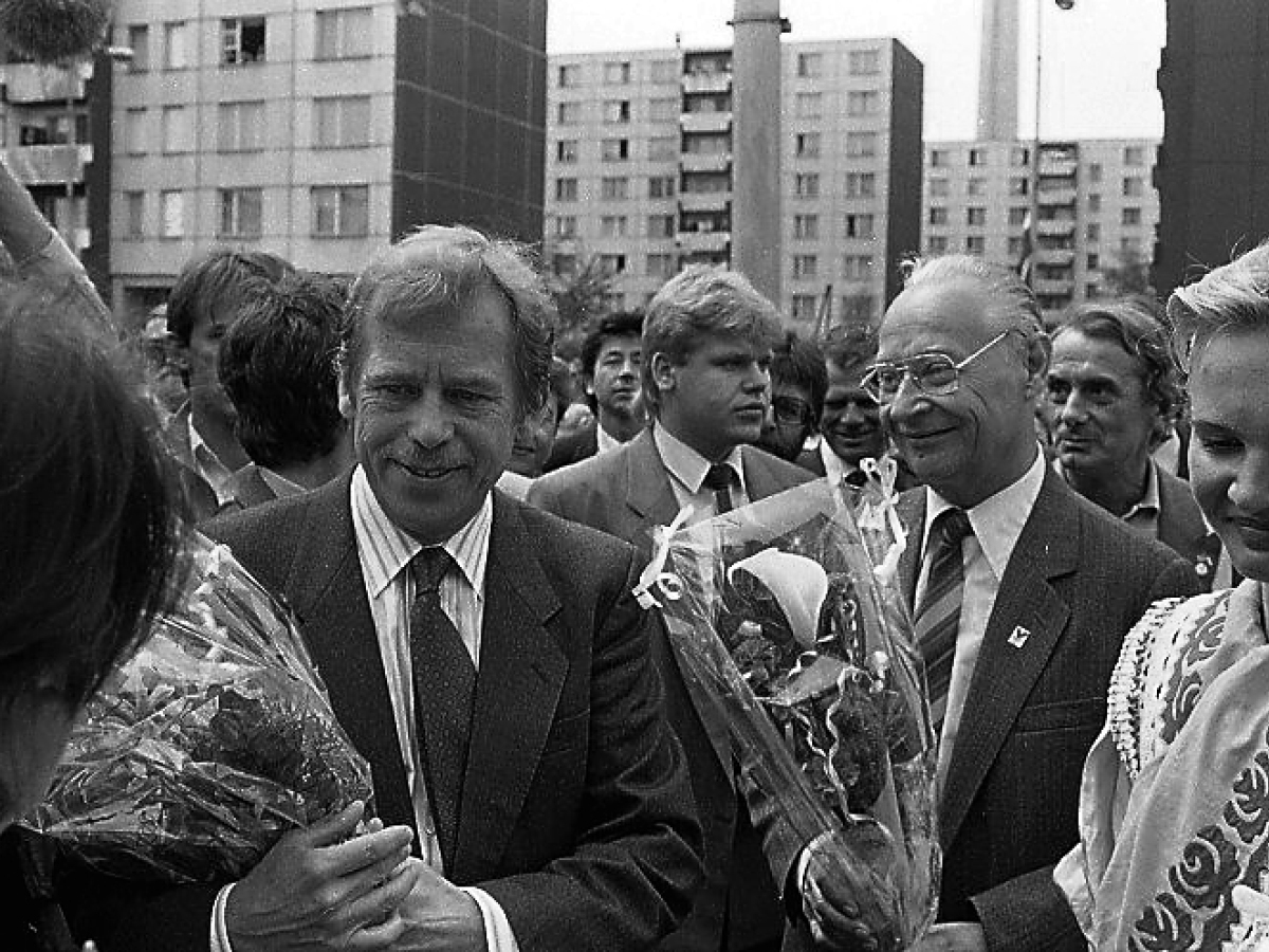 Havel, Dubček v Komárne