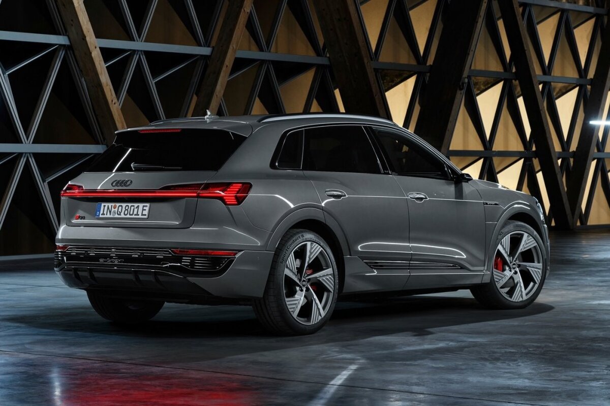 Audi Q8 e-tron quattro - 2022