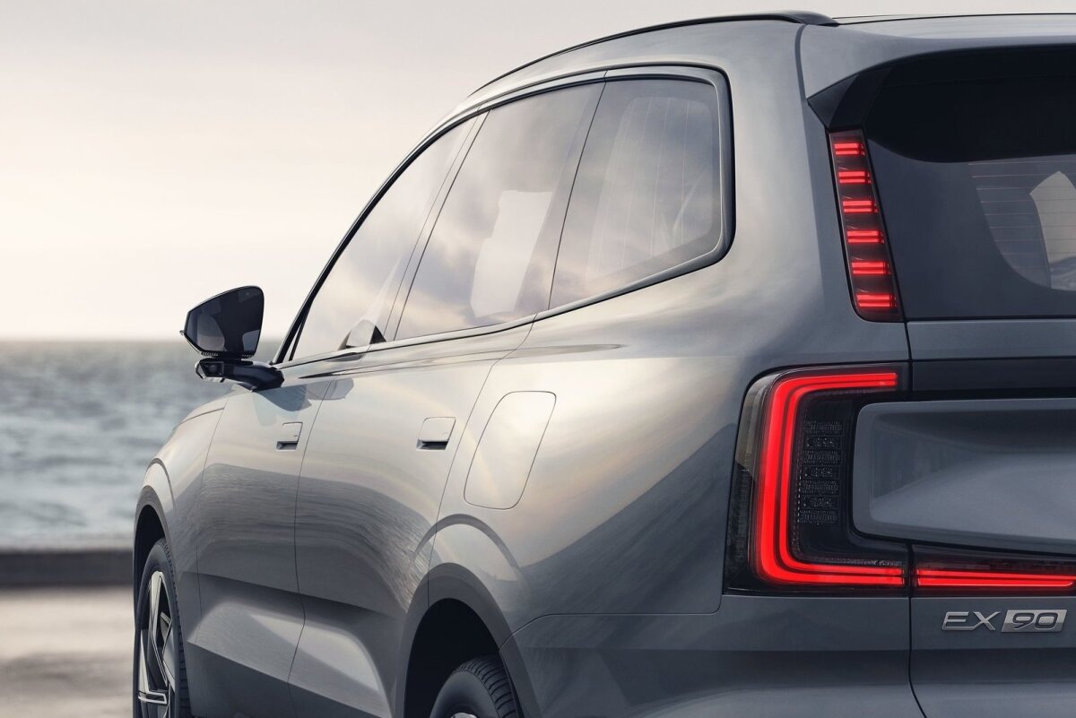 Volvo EX90 - 2022