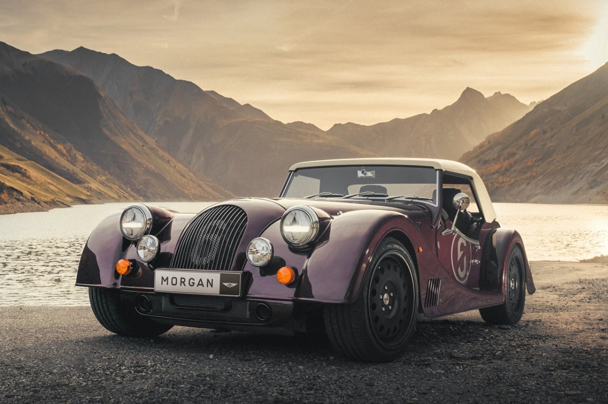 Morgan Plus Six 2023