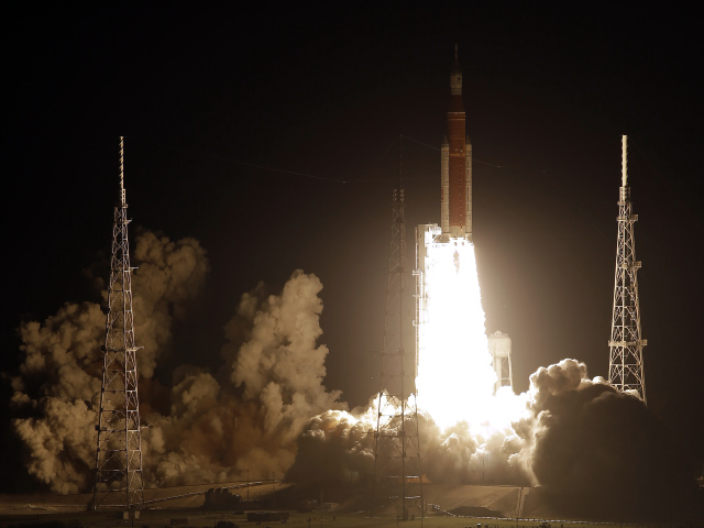 NASA / Space Launch System / SLS / Orion /