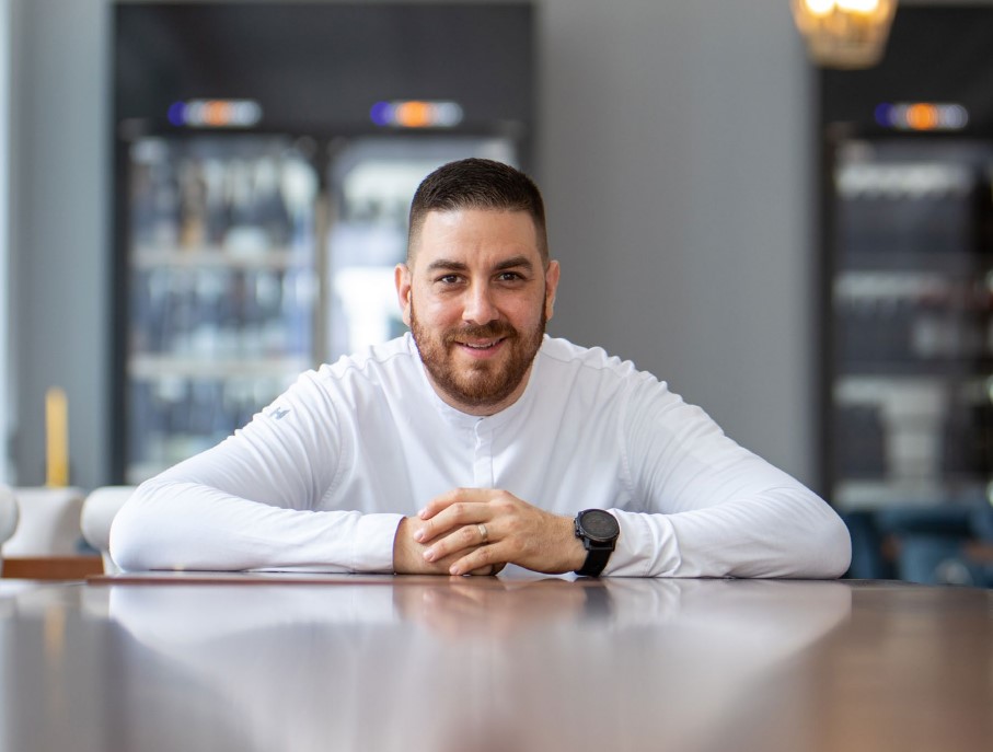 Šéfkuchár Martin Novák bude v reality šou Na nože poriadne prísnym kritikom.