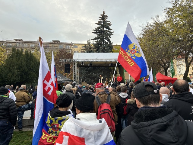 ĽS NS