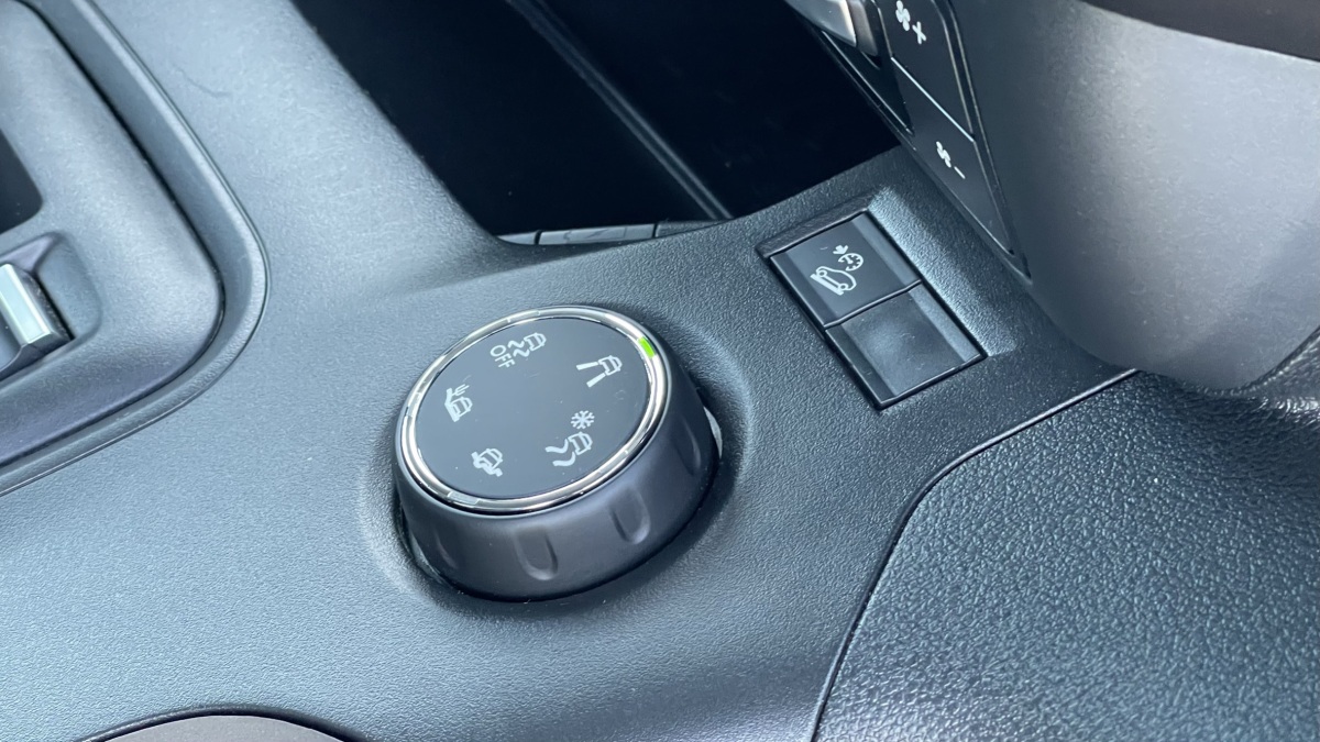 Peugeot e-Rifter (2022)