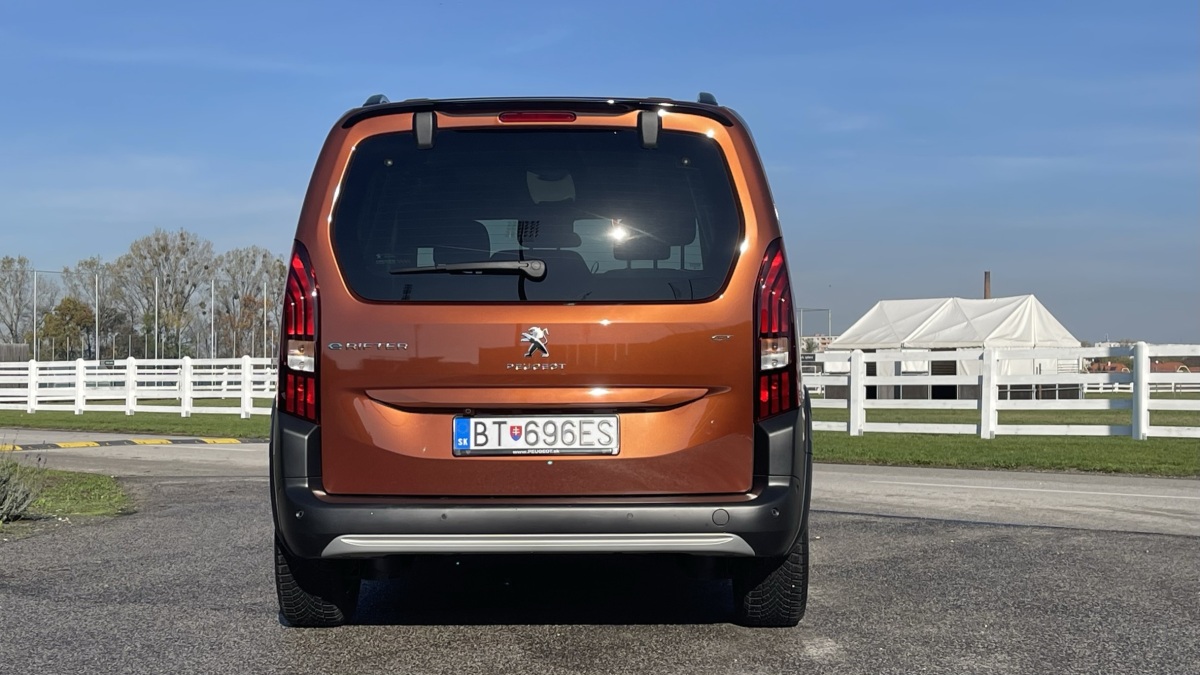 Peugeot e-Rifter (2022)