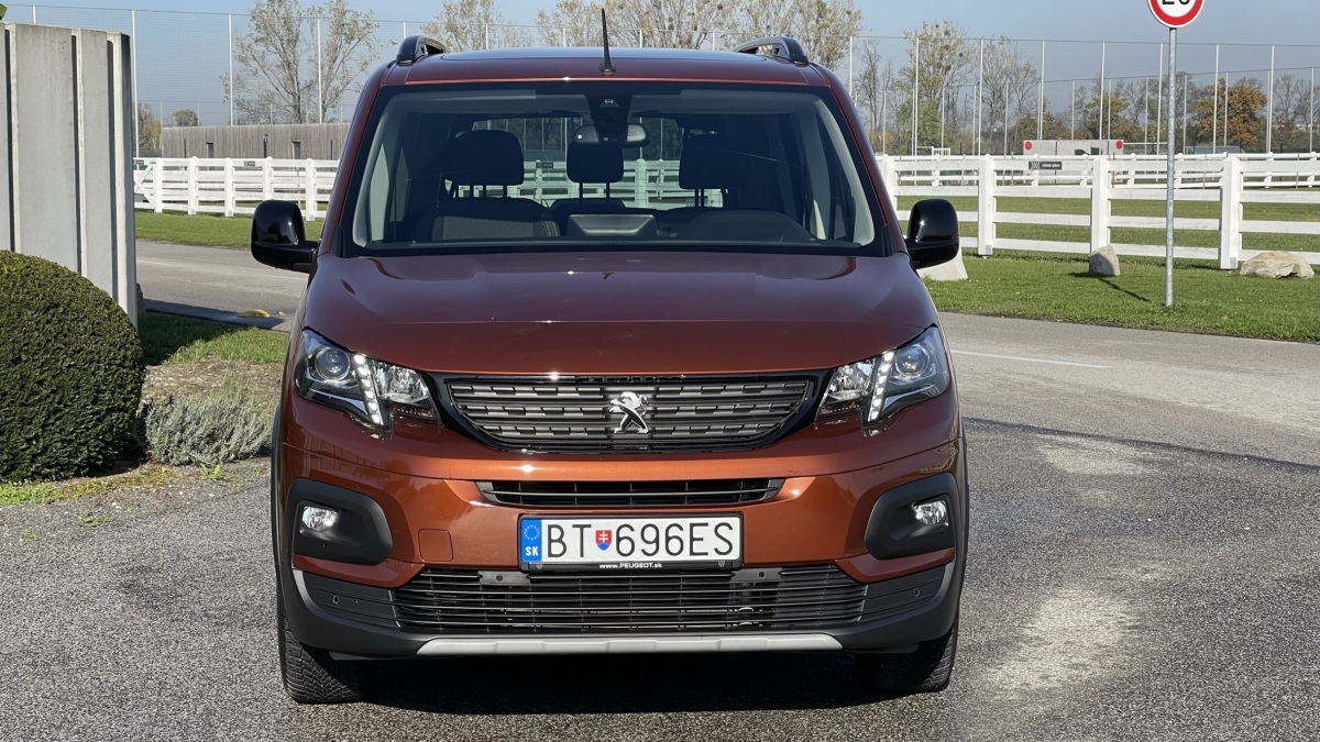 Peugeot e-Rifter (2022)